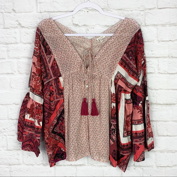 En Creme Tops - En Creme Boho Bell Sleeve Mixed Media Tassel Top S